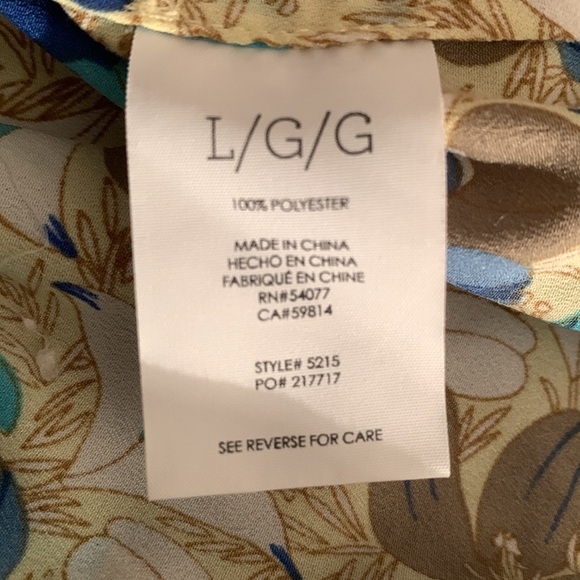 Cabi Large Multi-colored Floral Sleeveless Button Down Blouse - Picture 9 of 10